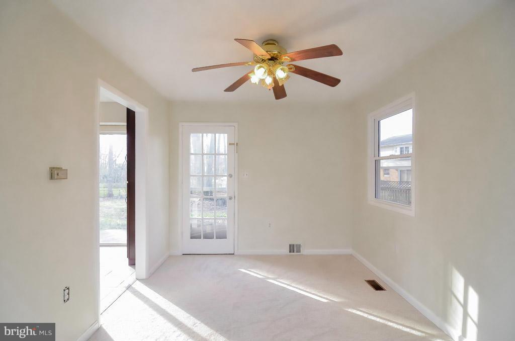 6313 Bardu Avenue Springfield, VA 22152 - Photo 13 of 29 Dining Room