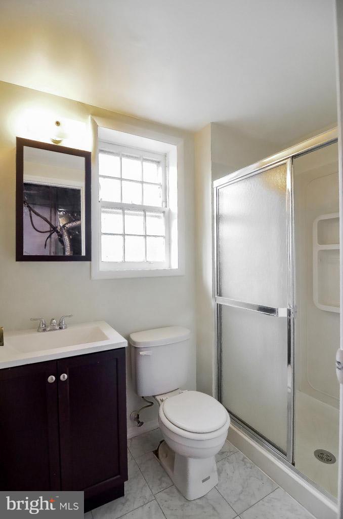 6313 Bardu Avenue Springfield, VA 22152 - Photo 14 of 29 Bath