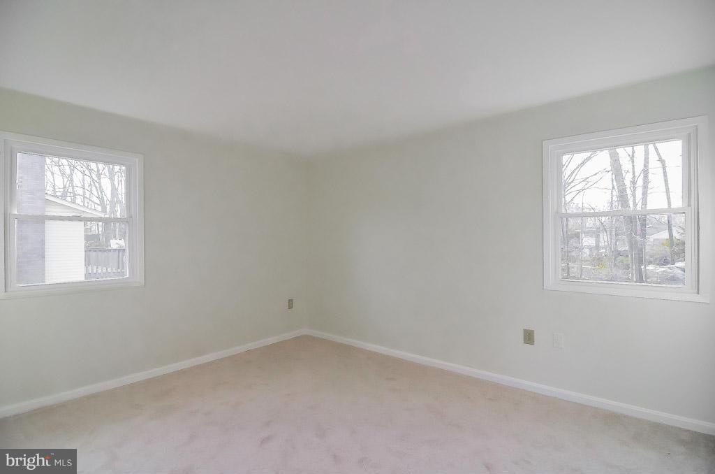 6313 Bardu Avenue Springfield, VA 22152 - Photo 15 of 29 Bath (Master)