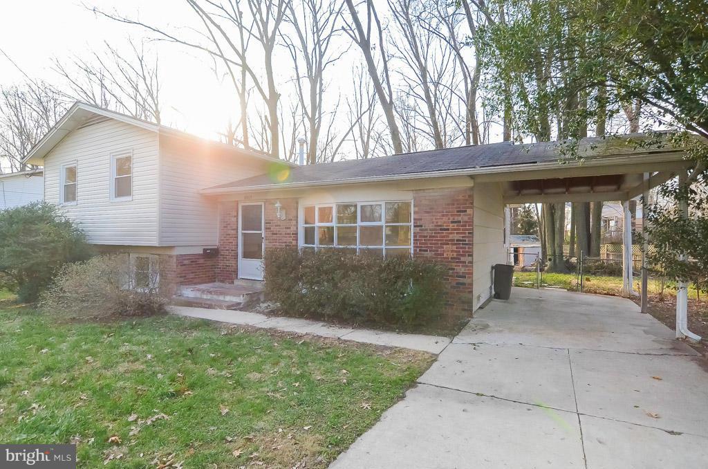 6313 Bardu Avenue Springfield, VA 22152 - Photo 6 of 29 Exterior (Front)