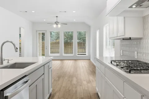 $450,000 | 701 Tradewinds Way, Georgetown, TX 78628