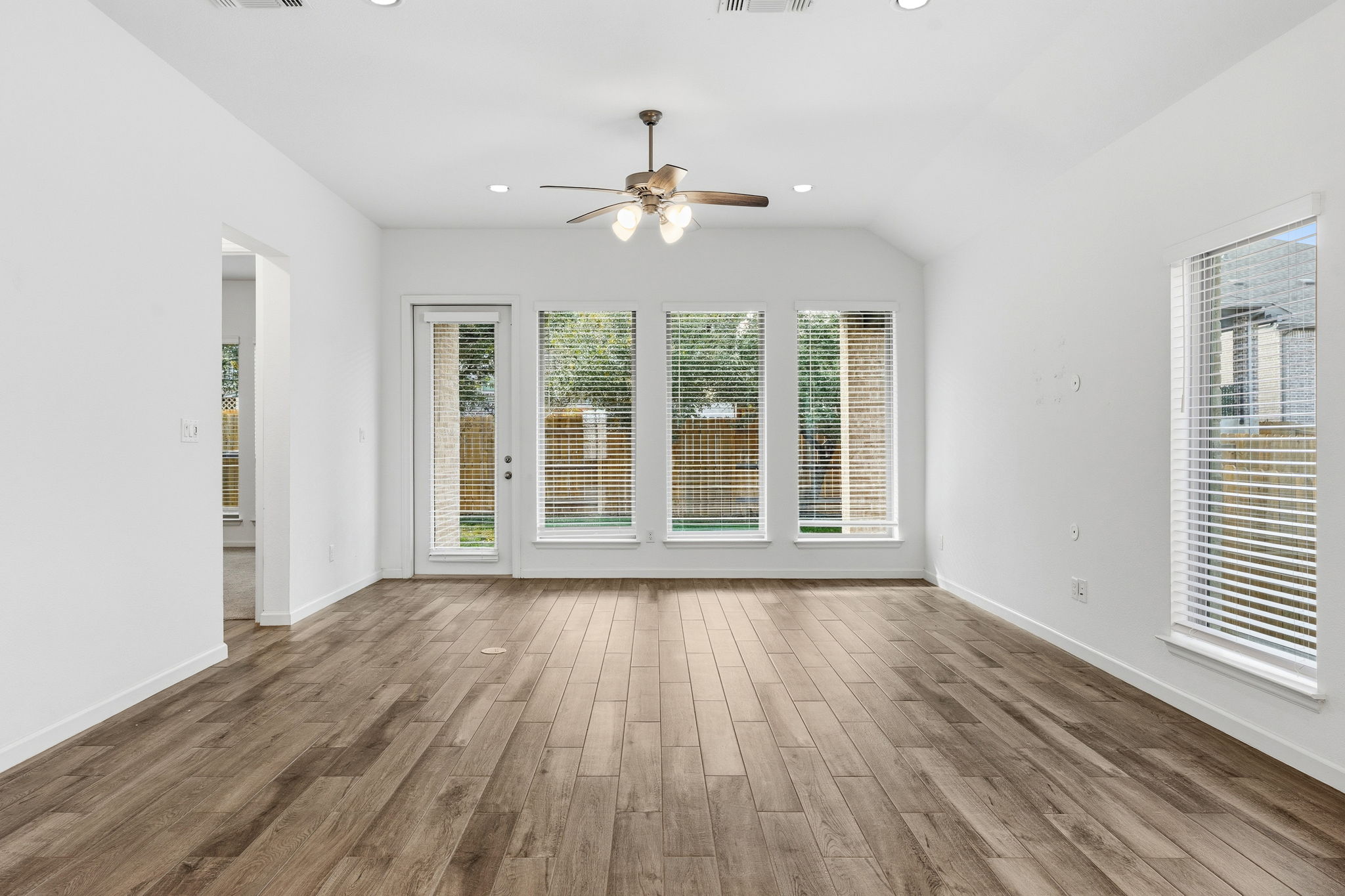 701 Tradewinds Way Georgetown, TX 78628 - Photo 15 of 40