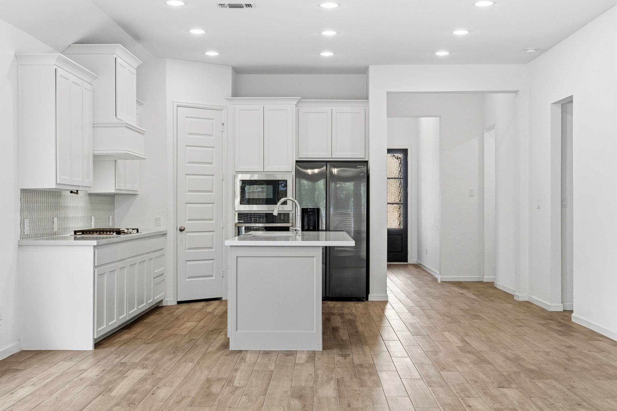 701 Tradewinds Way Georgetown, TX 78628 - Photo 5 of 40