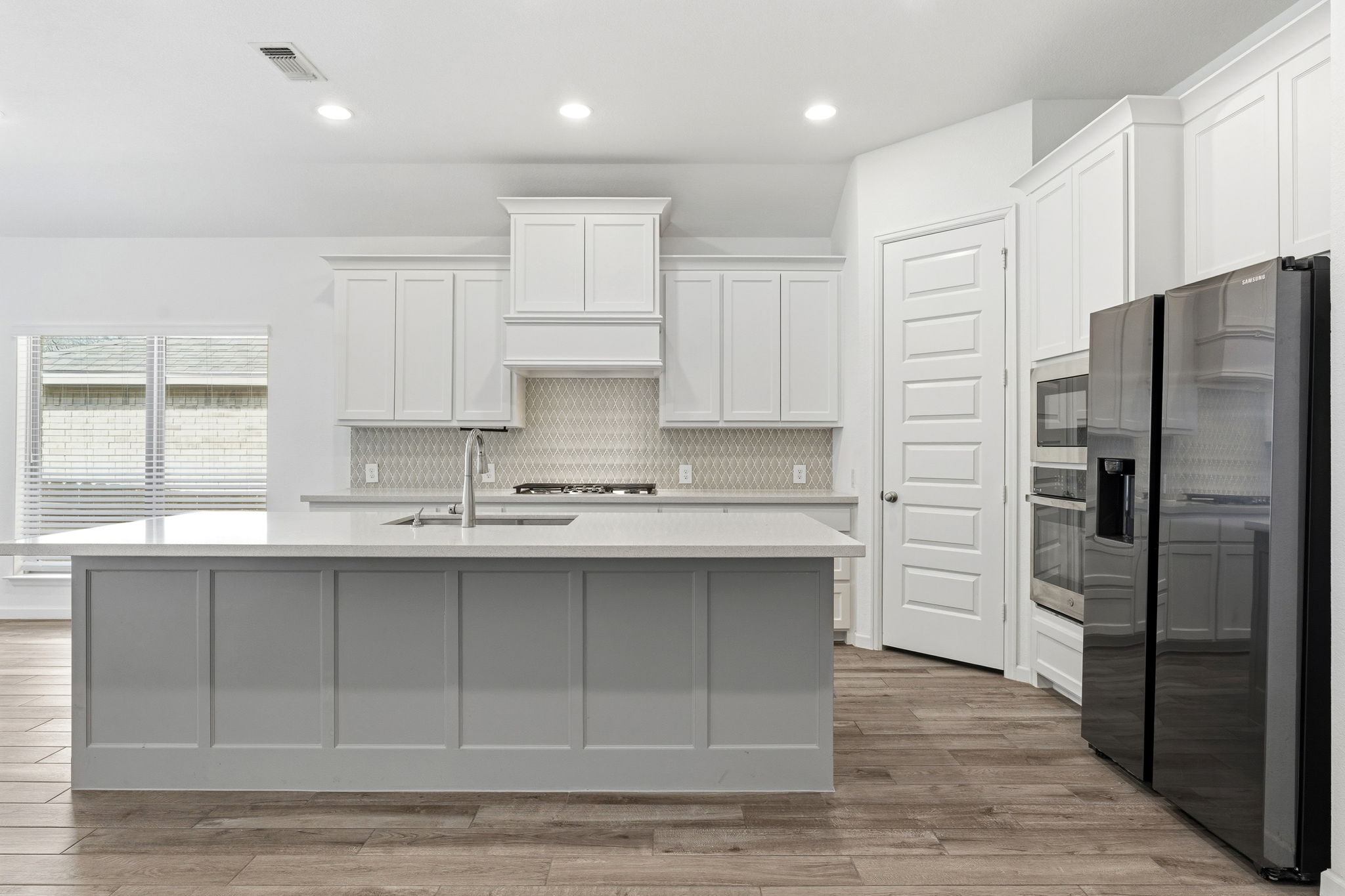 701 Tradewinds Way Georgetown, TX 78628 - Photo 8 of 40