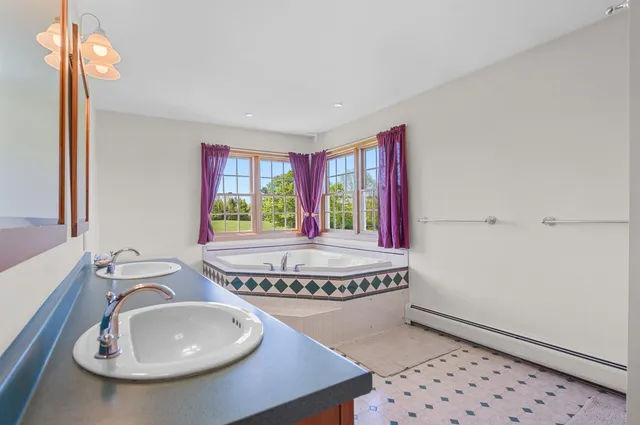 $1,395,000 | 338 Johnson Road, Marshfield, VT 05658