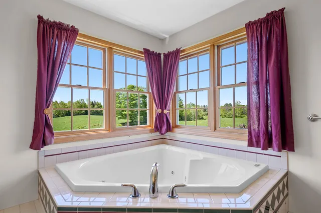 $1,395,000 | 338 Johnson Road, Marshfield, VT 05658