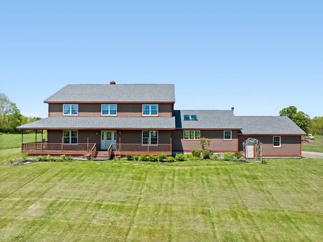 $1,395,000 | 338 Johnson Road, Marshfield, VT 05658
