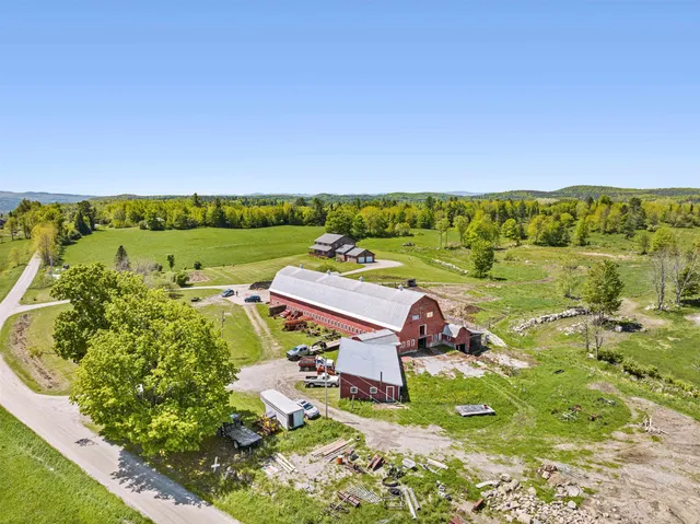 $1,395,000 | 338 Johnson Road, Marshfield, VT 05658