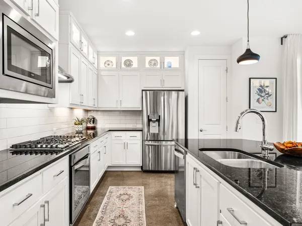 $4,250 | 3711 Garden Villa Lane, Unit A, Austin, TX 78704