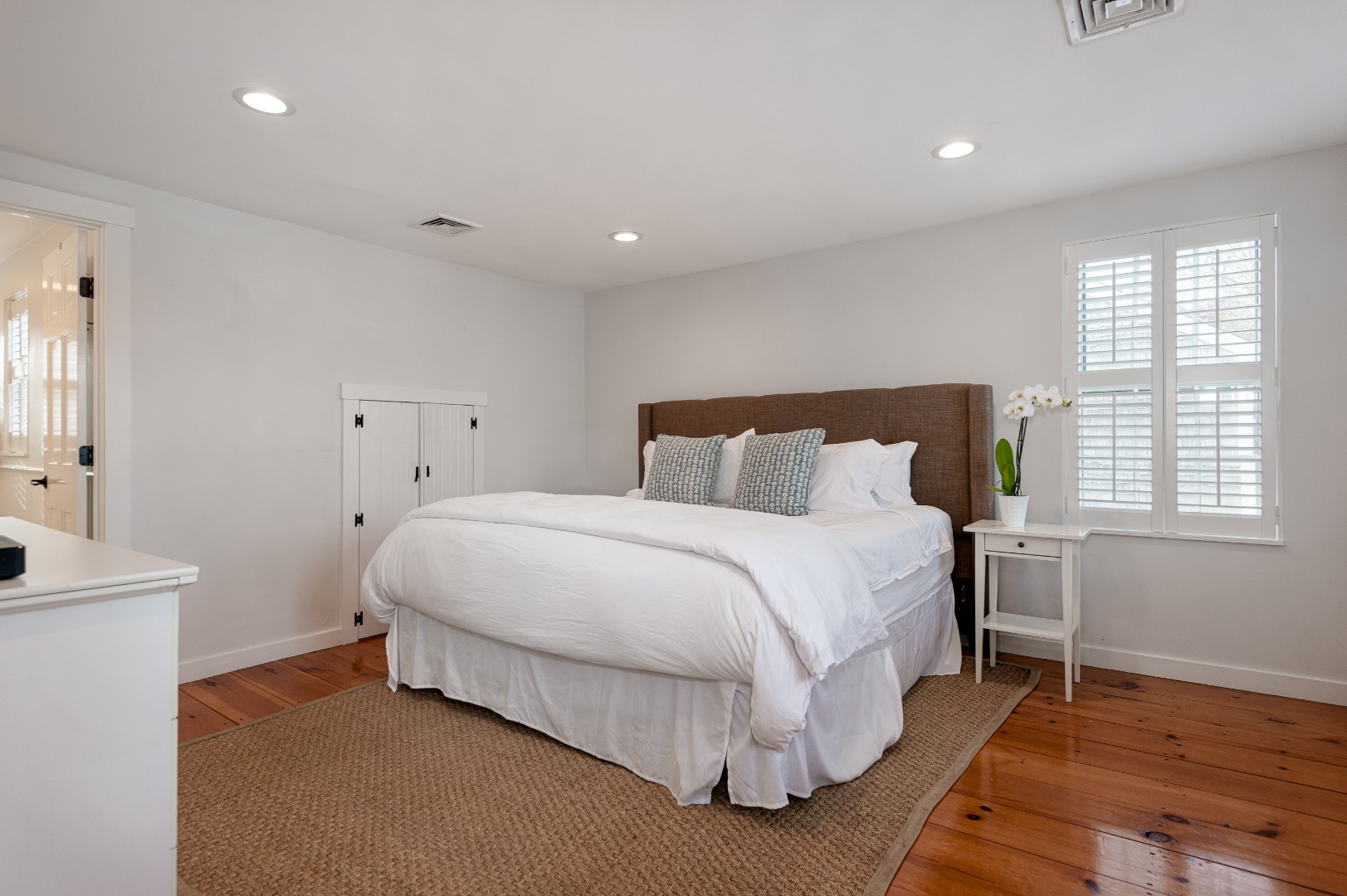 45 Pleasant Street Nantucket, MA 02554 - Photo 47 of 58 45A Guest Bedroom second floor
