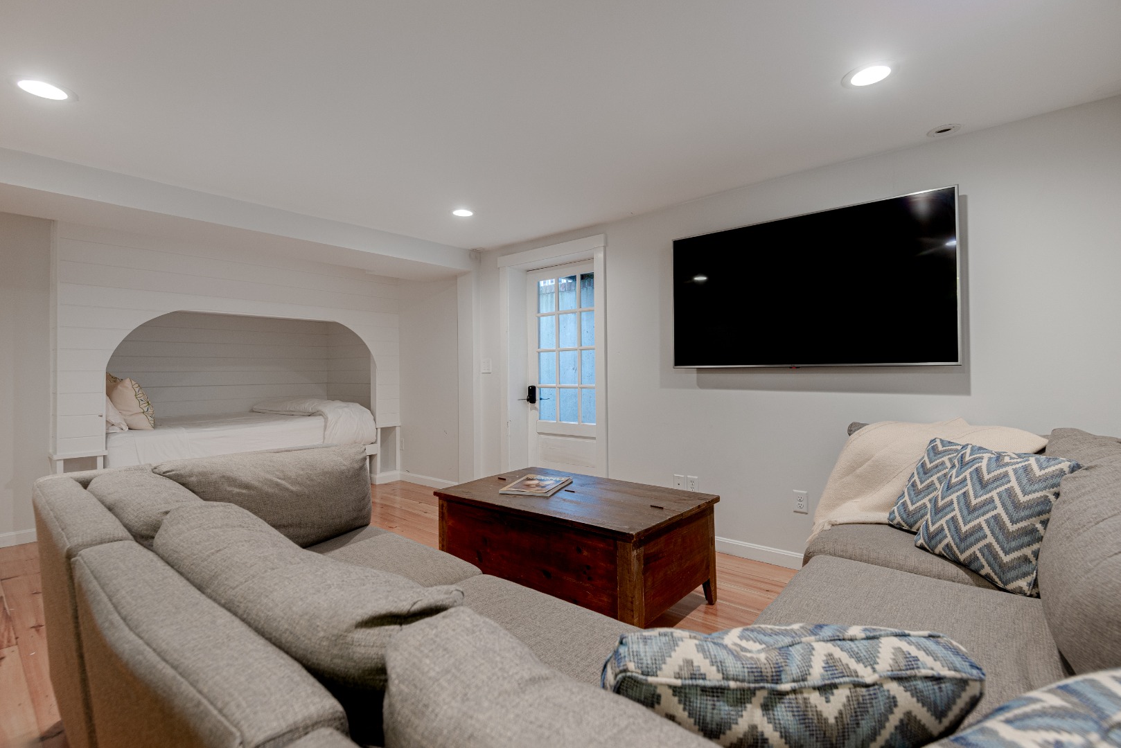 45 Pleasant Street Nantucket, MA 02554 - Photo 51 of 58 45A Lower Level Living Area with built in bed