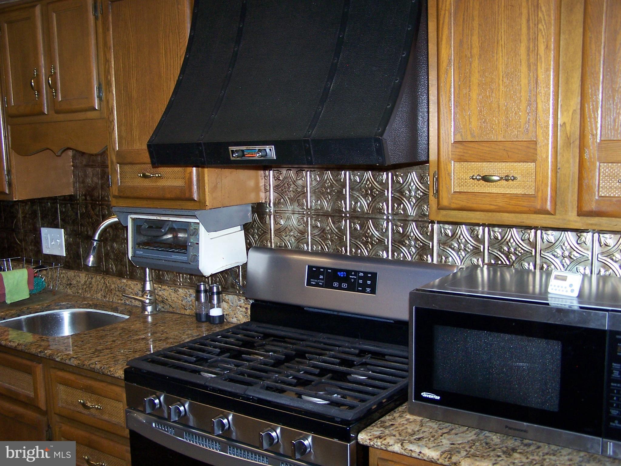 599 Sunset Avenue Maple Shade, NJ 08052 - Photo 3 of 41 Gallery Image 3