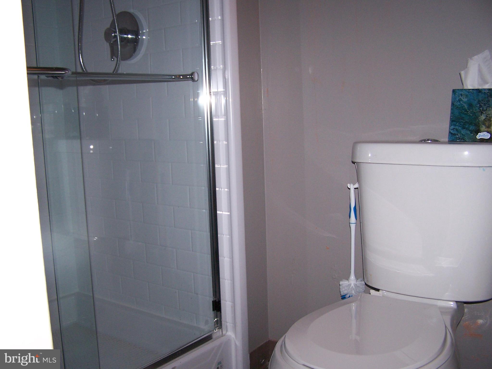 599 Sunset Avenue Maple Shade, NJ 08052 - Photo 23 of 41 Master Bath