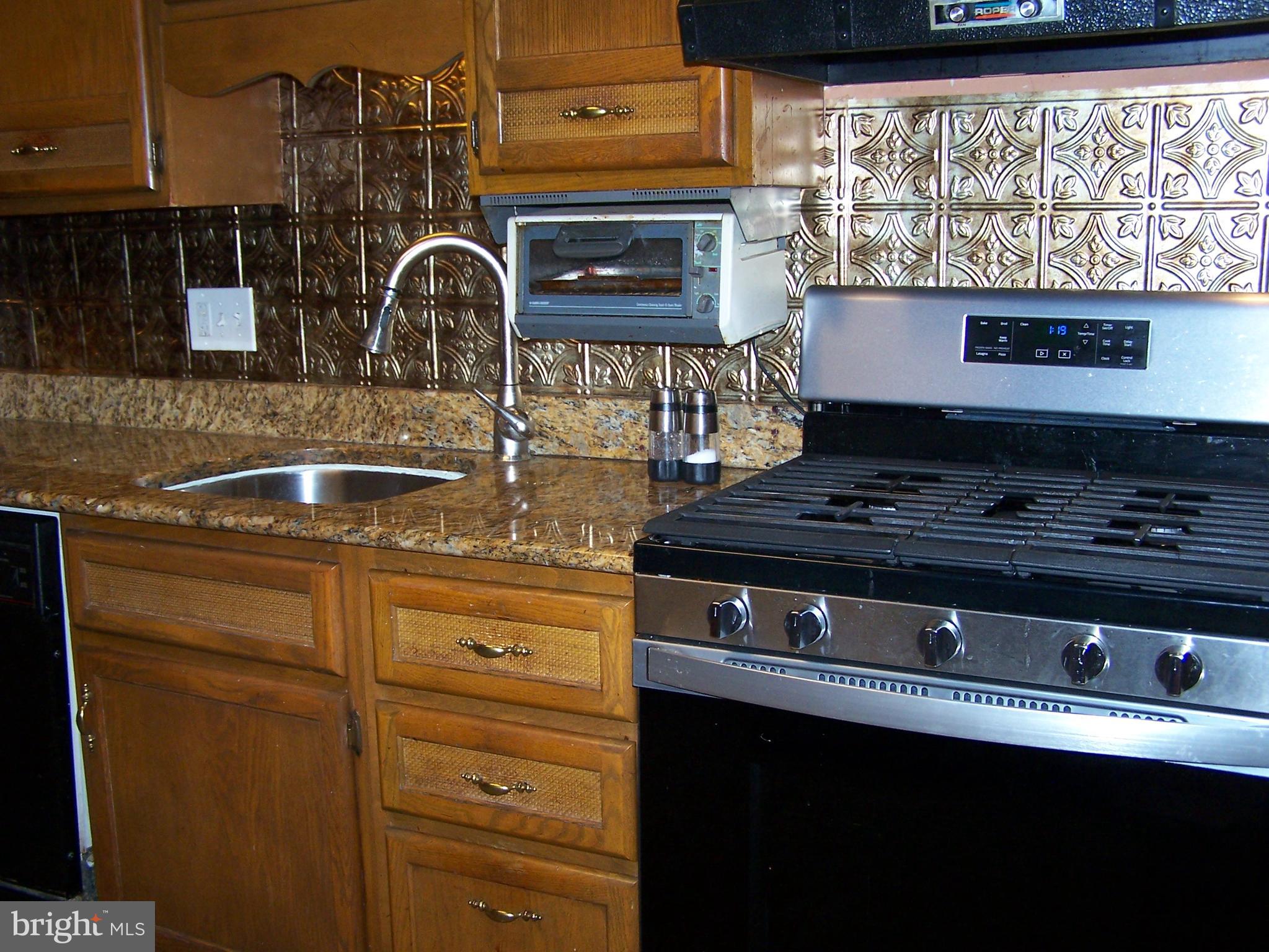599 Sunset Avenue Maple Shade, NJ 08052 - Photo 8 of 41 Gallery Image 8