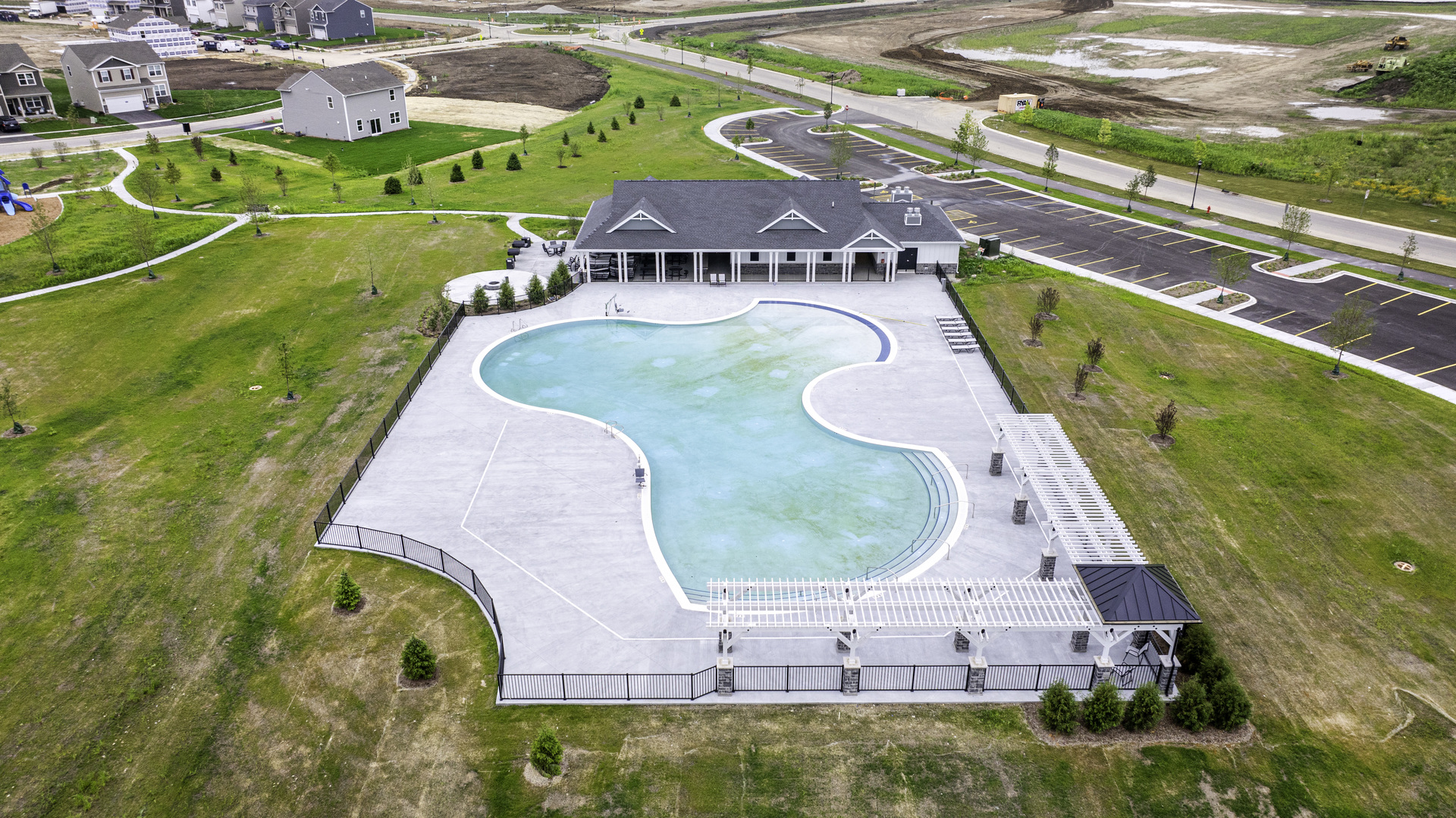 2560 Tahoe Lane Pingree Grove, IL 60140 - Photo 33 of 50 a view of swimming pool with a garden