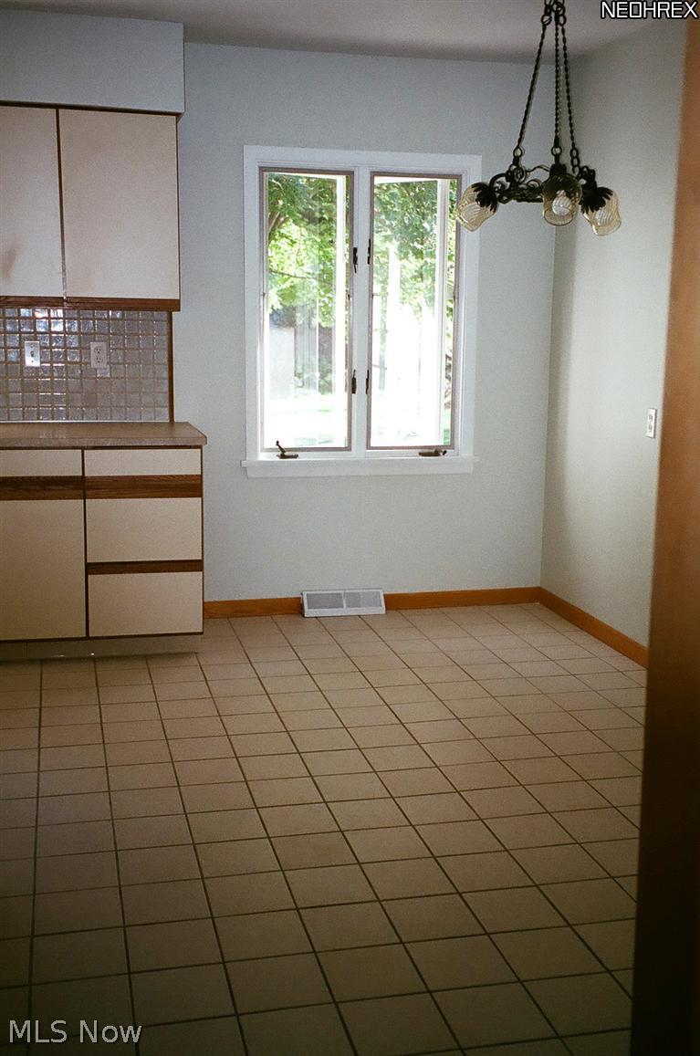 22756 Harms Road Cleveland, OH 44143 - Photo 7 of 20 Gallery Image 7