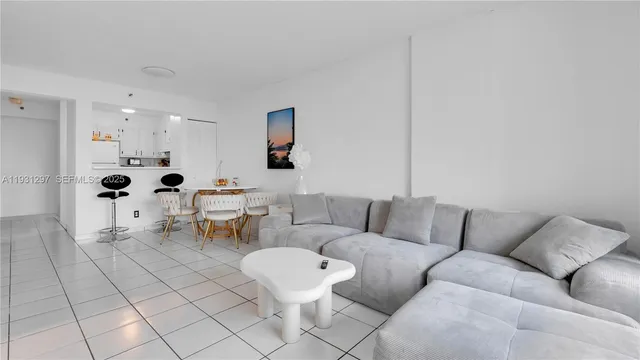 $265,000 | 546 Southwest 1st Street, Unit 603, Miami, FL 33130