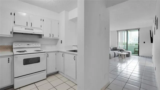 $265,000 | 546 Southwest 1st Street, Unit 603, Miami, FL 33130