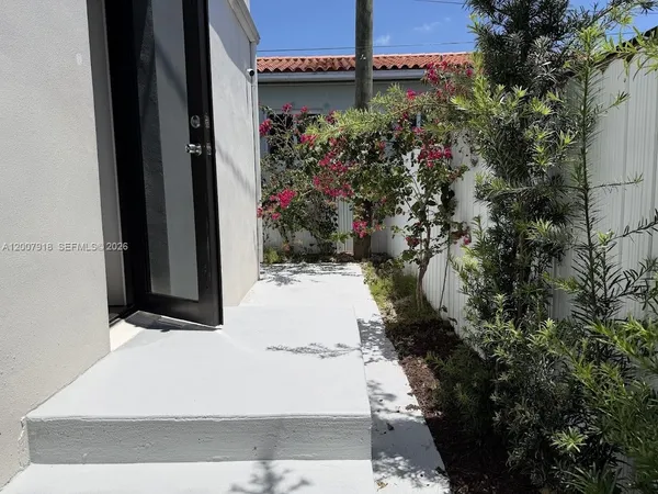 $915,000 | 2272 Southwest 13th Street, Miami, FL 33145