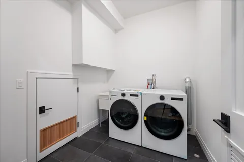 $1,599,900 | 529 North Hartland Court, Chicago, IL 60622