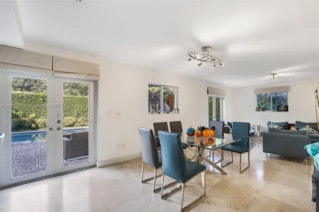 $6,600 | 10670 Southwest 77th Avenue, Unit 10670, Pinecrest, FL 33156