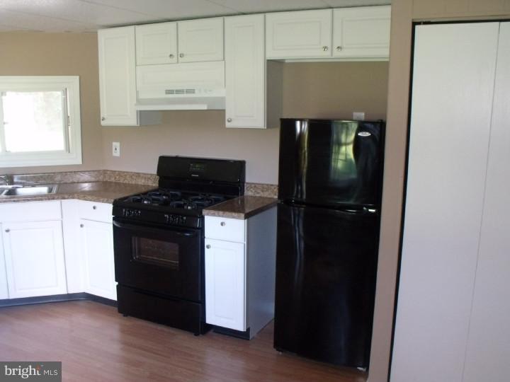 369 Sanatoga Road Pottstown, PA 19465 - Photo 2 of 16 Kitchen