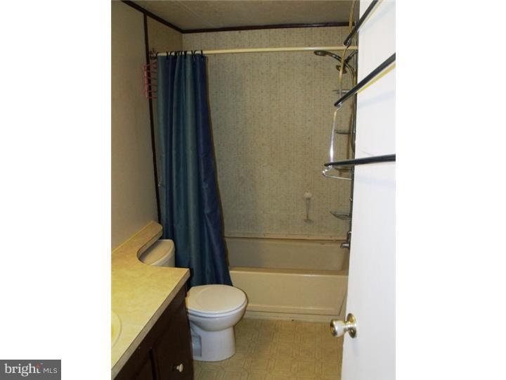 369 Sanatoga Road Pottstown, PA 19465 - Photo 10 of 16 Bathroom