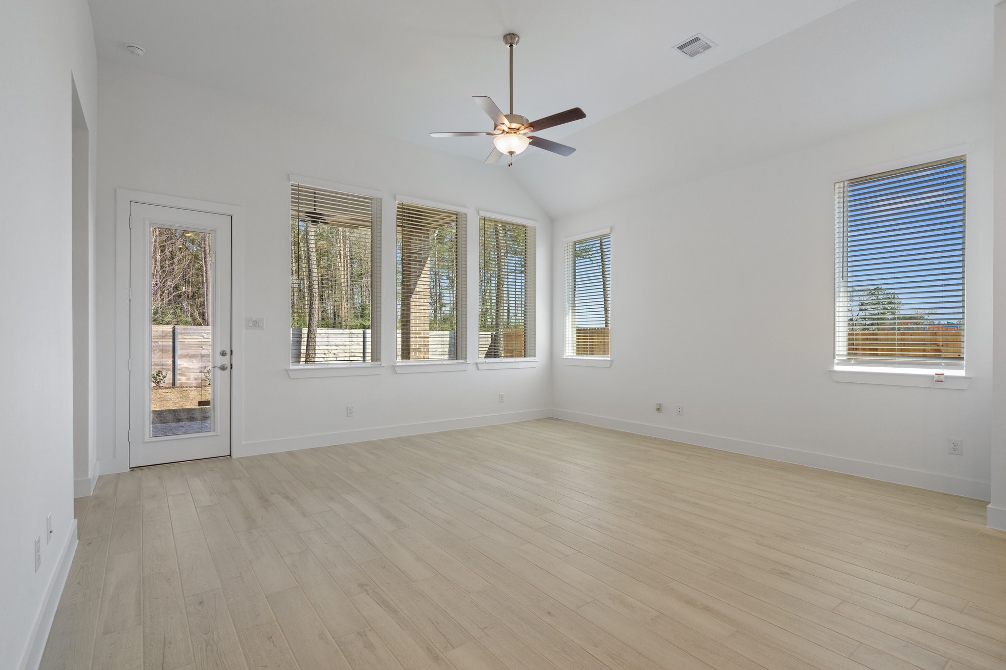 514 Tawny Rim Drive Willis, TX 77318 - Photo 9 of 36 representative photo