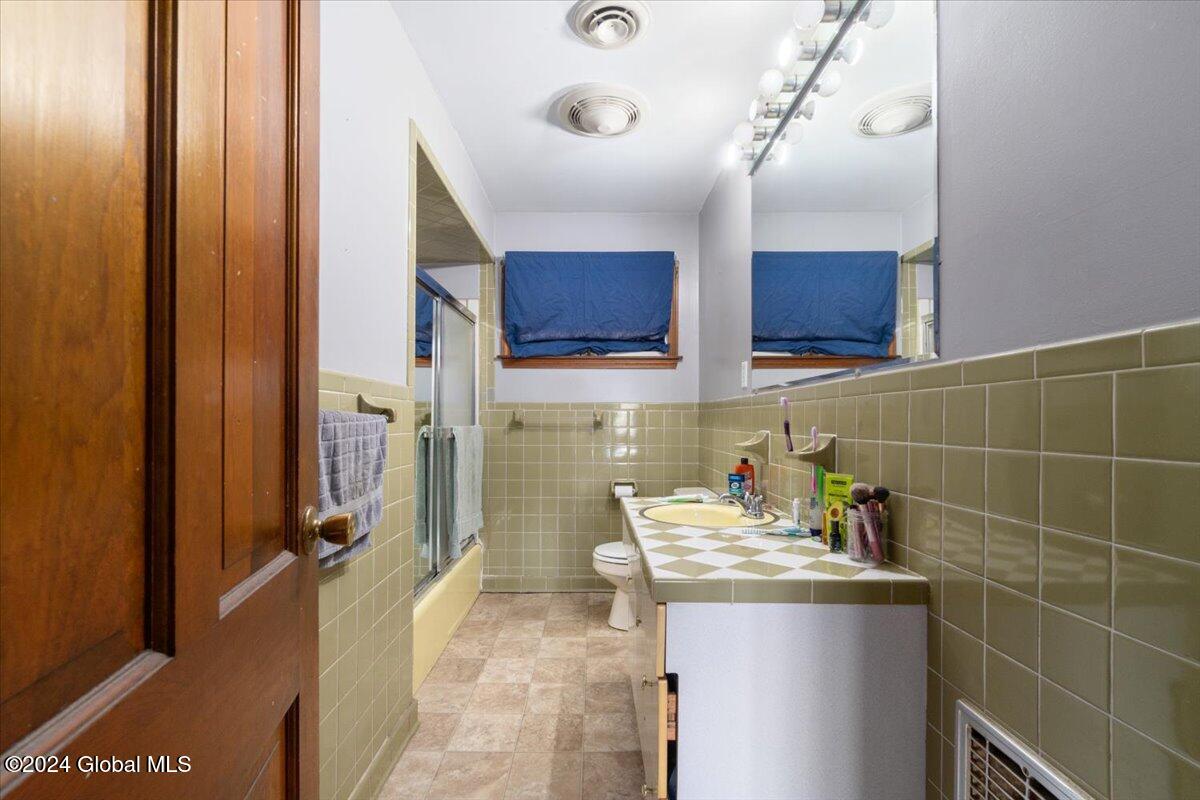115 A Morris Road Colonie, NY 12304 - Photo 22 of 37 45-DSC05047
