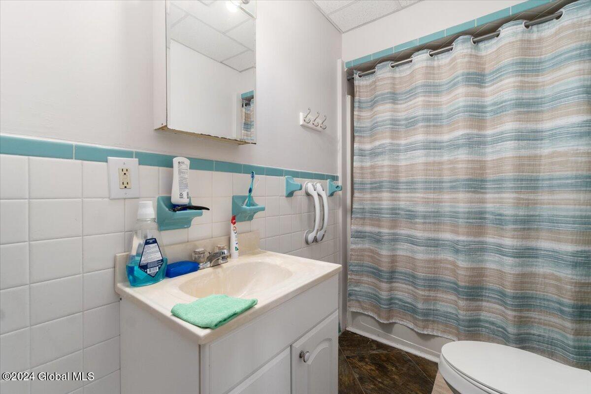 115 A Morris Road Colonie, NY 12304 - Photo 8 of 37 27-DSC05011