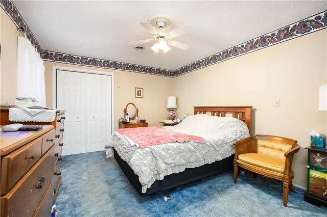 $160,000 | 4 Hillcrest Village, Pittsburg, KS 66762