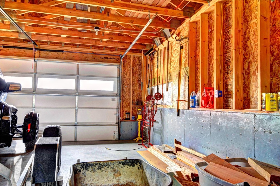 567 Haida Road Como, CO 80456 - Photo 43 of 50 a room with musical instruments