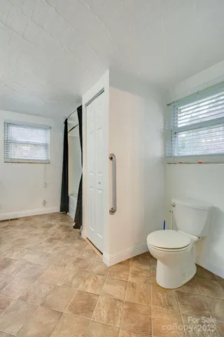 $210,000 | 1510 1st St Place Southeast, Hickory, NC 28602