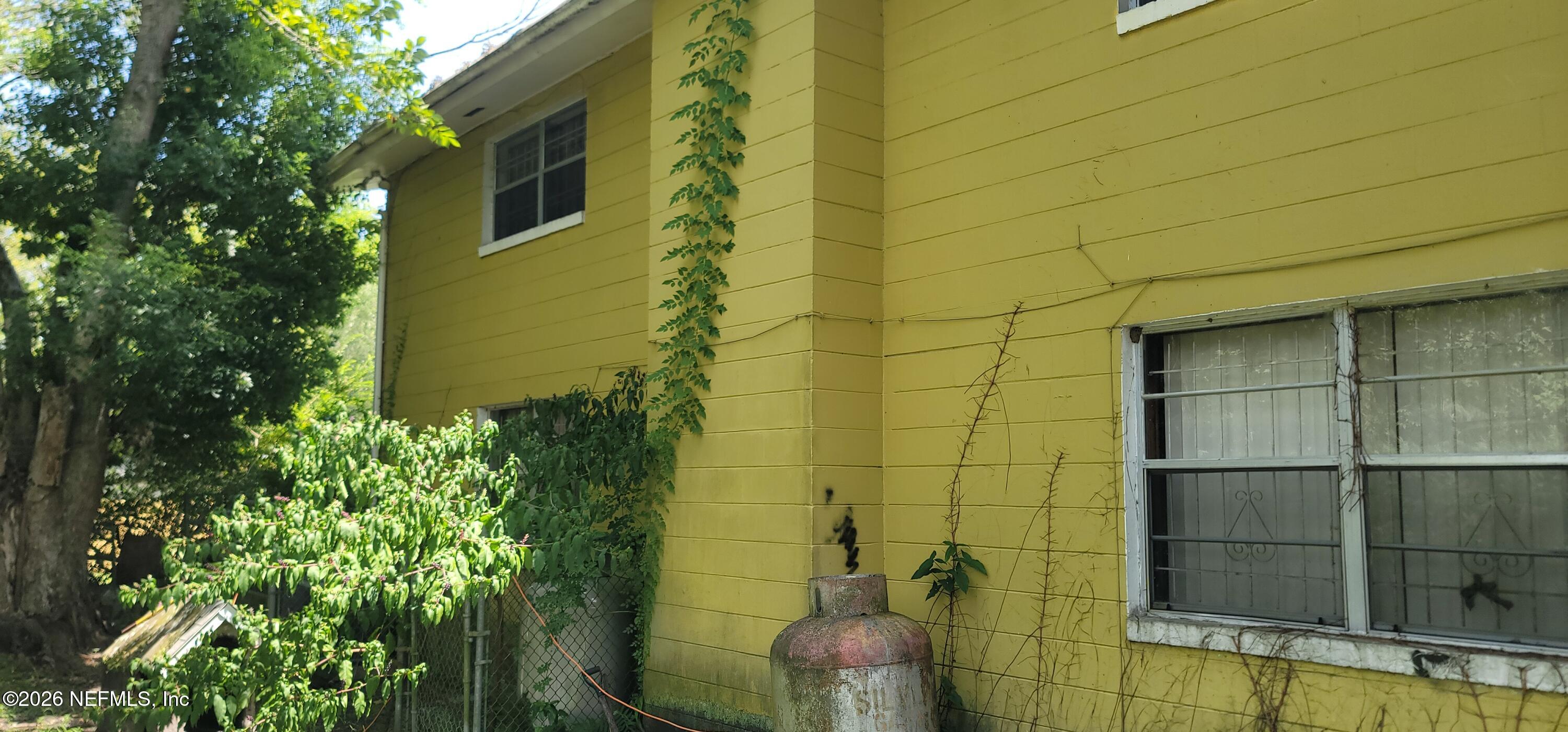 4131 Santee Road Jacksonville, FL 32209 - Photo 44 of 46 20260817_140834