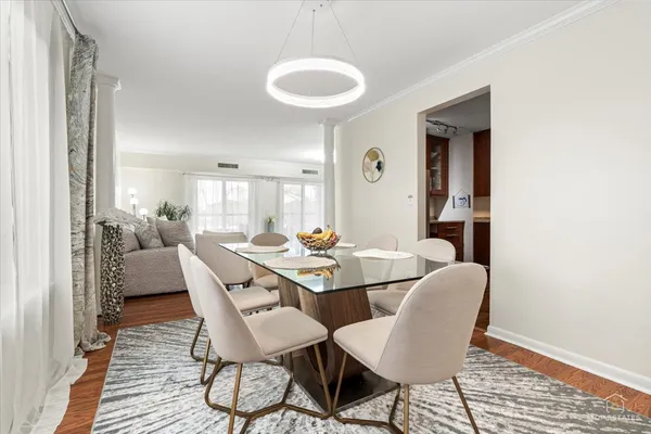 $264,900 | 1405 East Central Road, Unit 222C, Arlington Heights, IL 60005