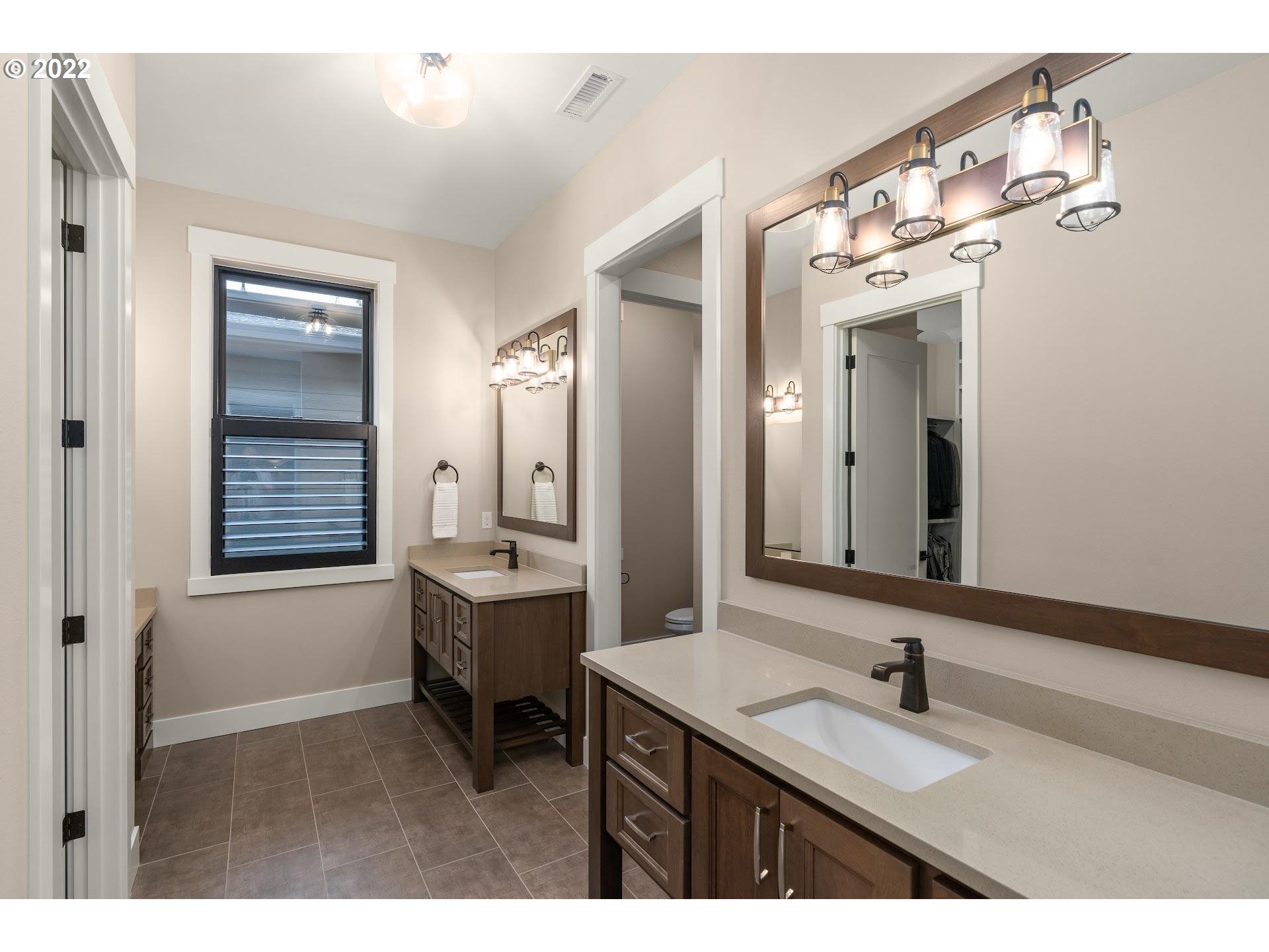 2301 Northeast 169th Circle Ridgefield, WA 98642 - Photo 11 of 28 Gallery Image 11