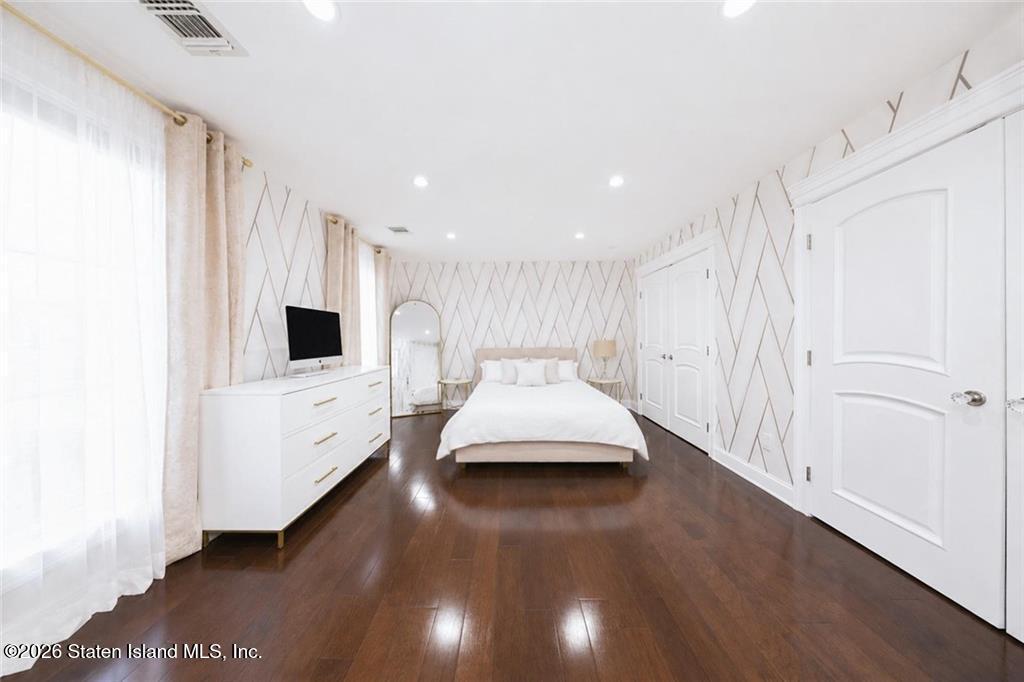 6475 Amboy Road Staten Island, NY 10309 - Photo 27 of 49 GetMedia (26)