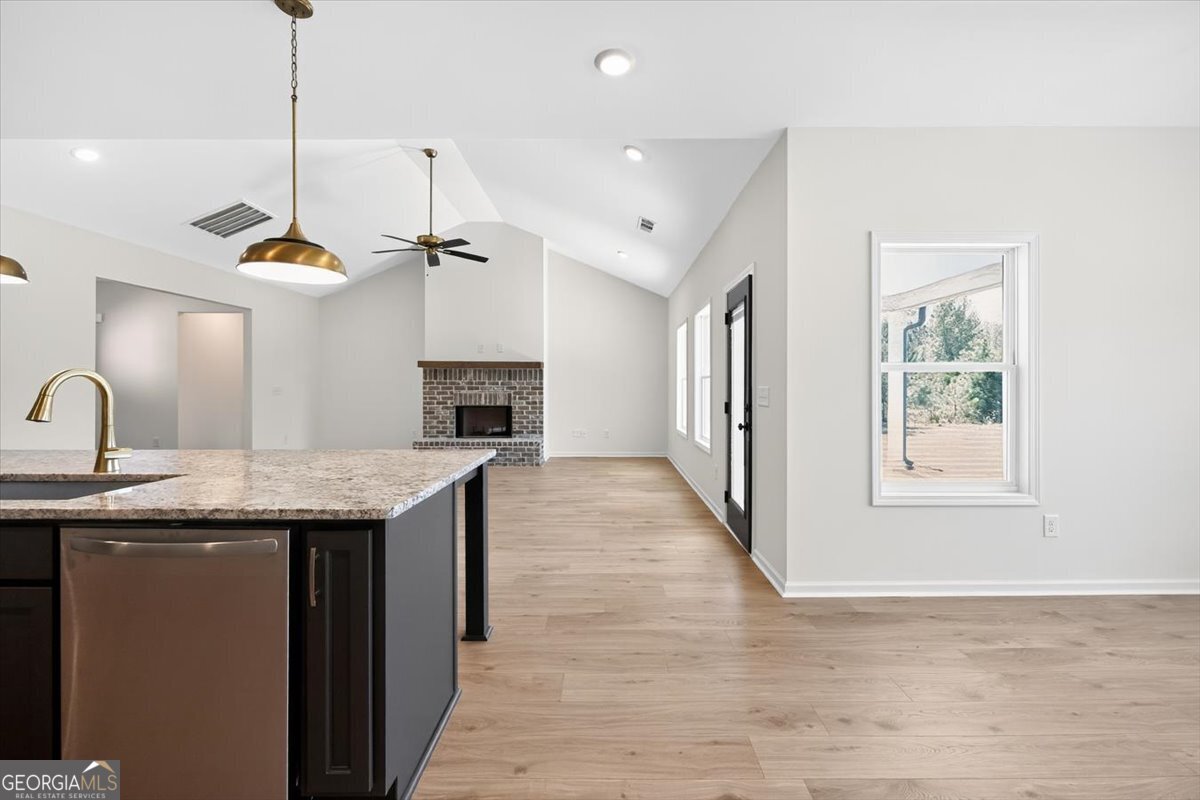 1518 The Rock Road Thomaston, GA 30286 - Photo 9 of 53