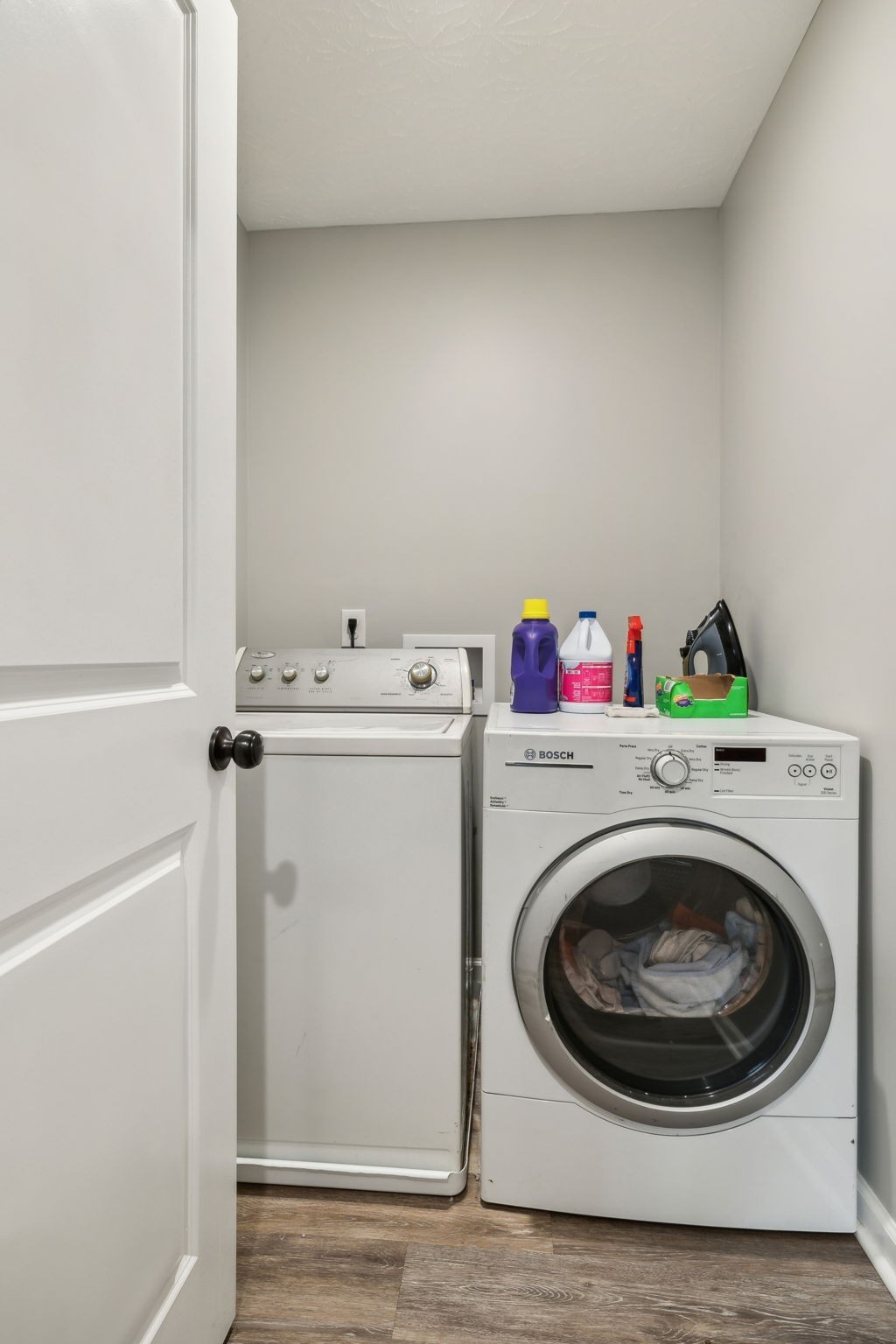 125 Vivian Lane Carthage, TN 37030 - Photo 24 of 29 a utility room with dryer and washer