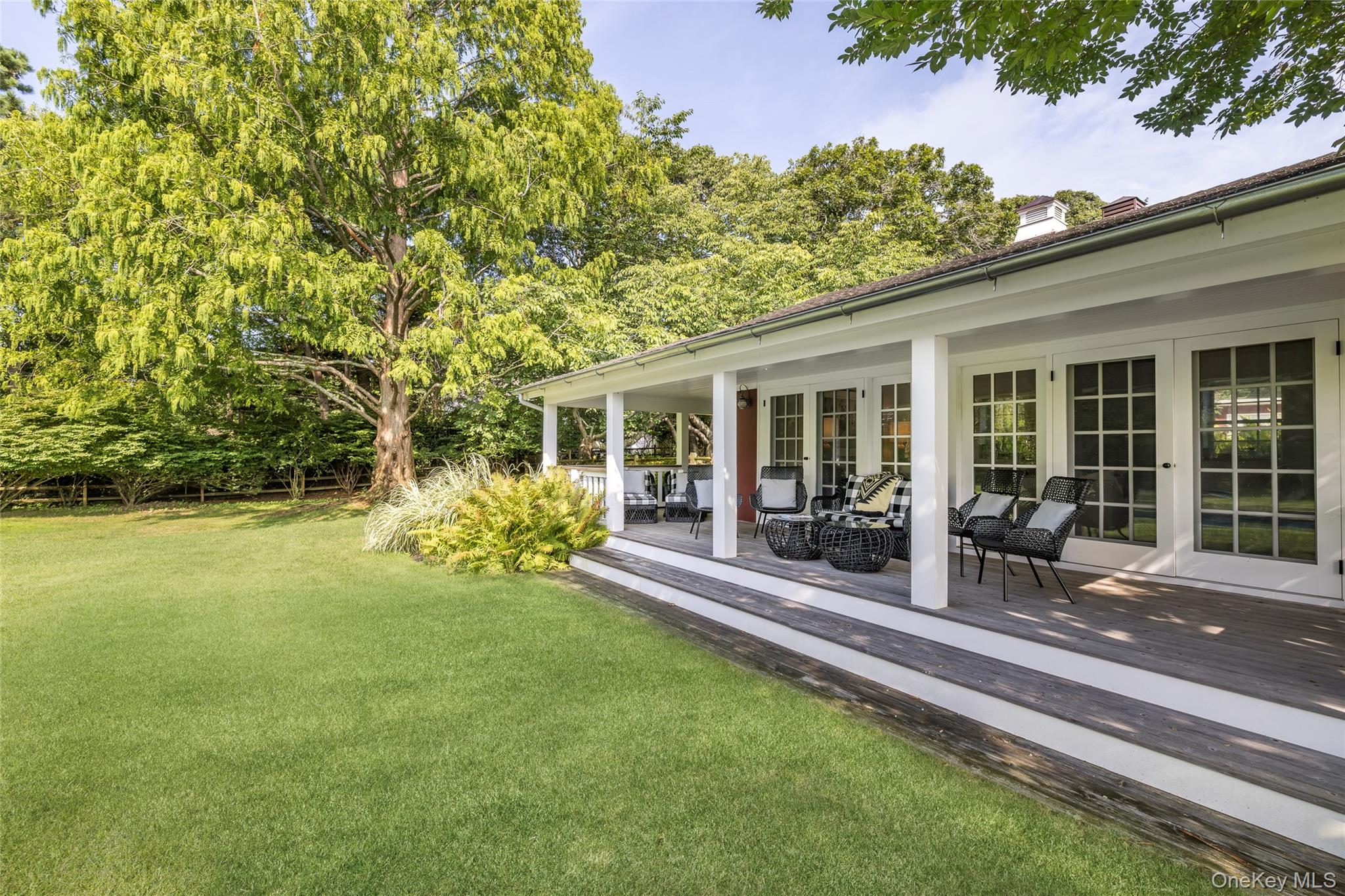 26 Ruxton Road East Hampton, NY 11937 - Photo 34 of 37 Covered Porch Views