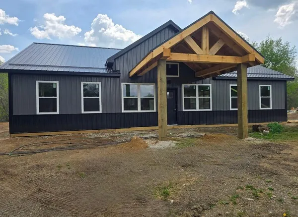 $399,000 | 44513 County Road 27, Coshocton, OH 43812