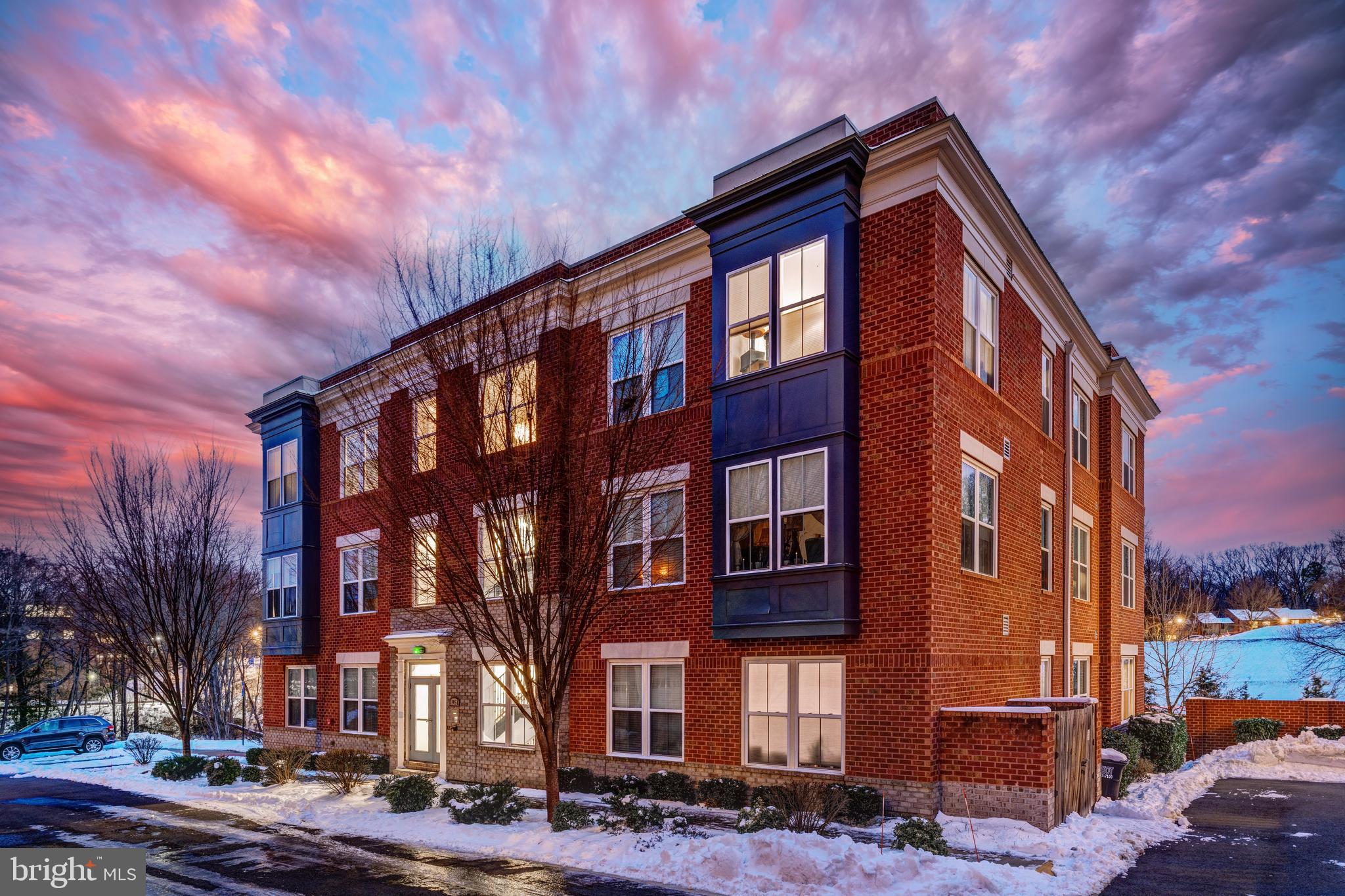 1951 Reston Vly Way, Unit 4 Reston, VA 20191 - Photo 1 of 43
