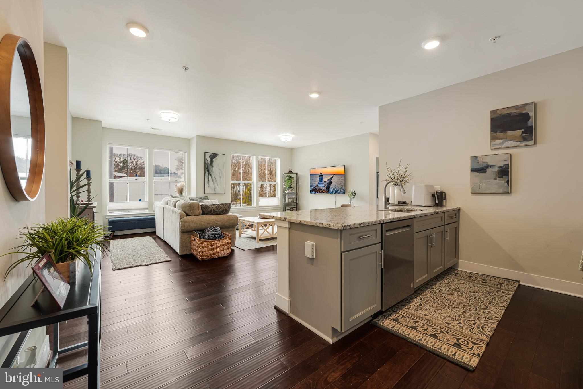 1951 Reston Vly Way, Unit 4 Reston, VA 20191 - Photo 2 of 43