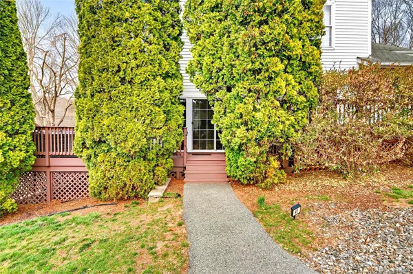 $499,999 | 41 Pembrooke Court, Putnam Valley, NY 10579