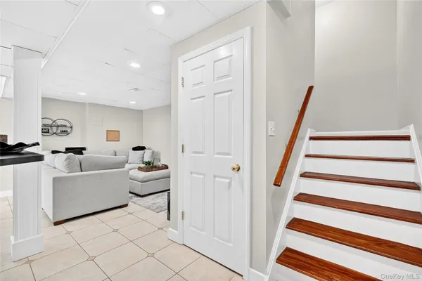 $499,999 | 41 Pembrooke Court, Putnam Valley, NY 10579