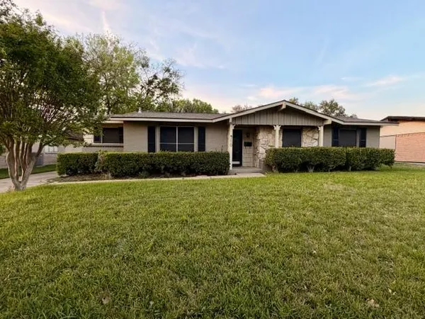 $2,495 | 710 Silverstone Drive, Richardson, TX 75080