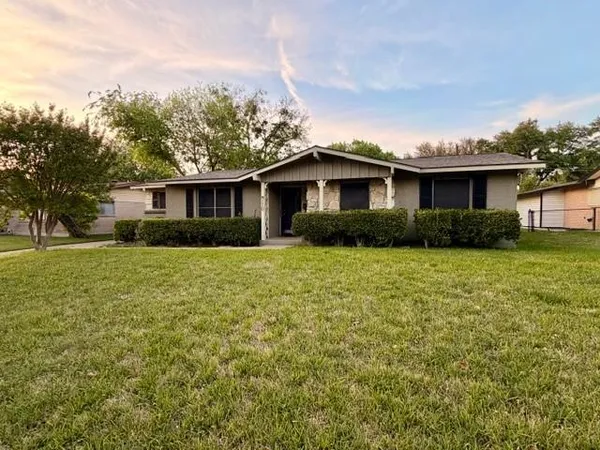 $2,495 | 710 Silverstone Drive, Richardson, TX 75080