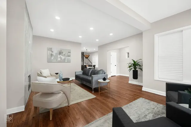 $324,900 | 7425 South Vernon Avenue, Chicago, IL 60619