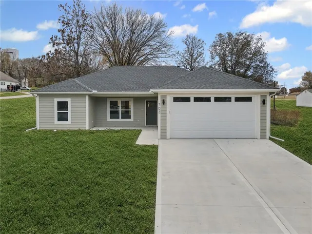 $273,500 | 703 West Lexington Street, Richmond, MO 64085