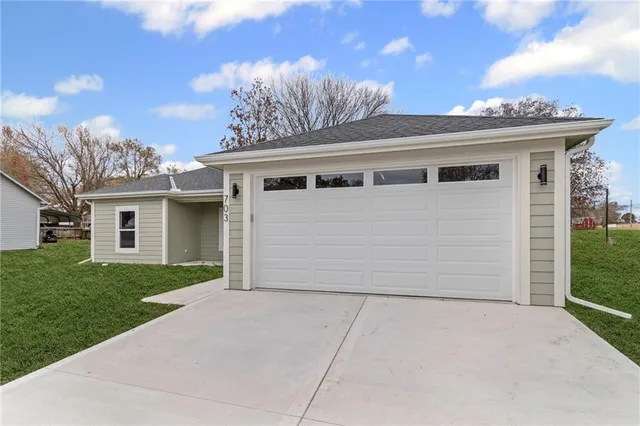 $273,500 | 703 West Lexington Street, Richmond, MO 64085